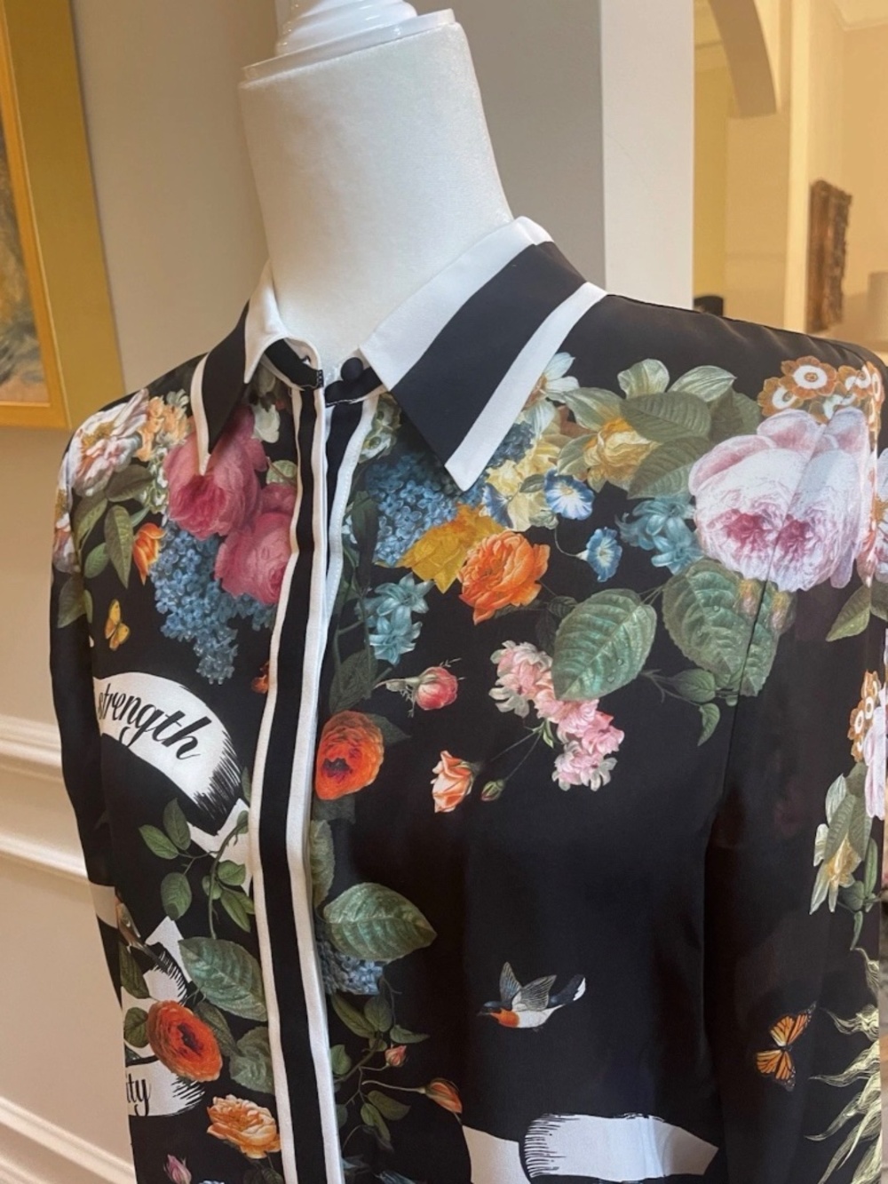 Alice+Olivia Willa Silk Blouse Sz Med In Floral Solar Strength Black NWT - Picture 11 of 14